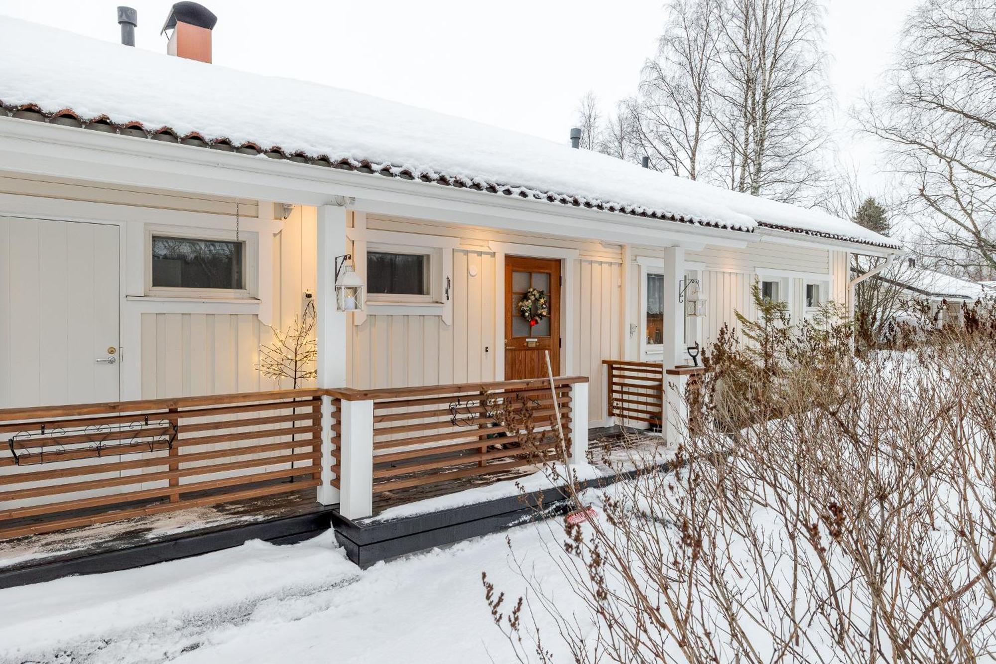 Riverside Home For Families - Beautiful House Near Santa Claus Village โรวานิเอมิ ภายนอก รูปภาพ