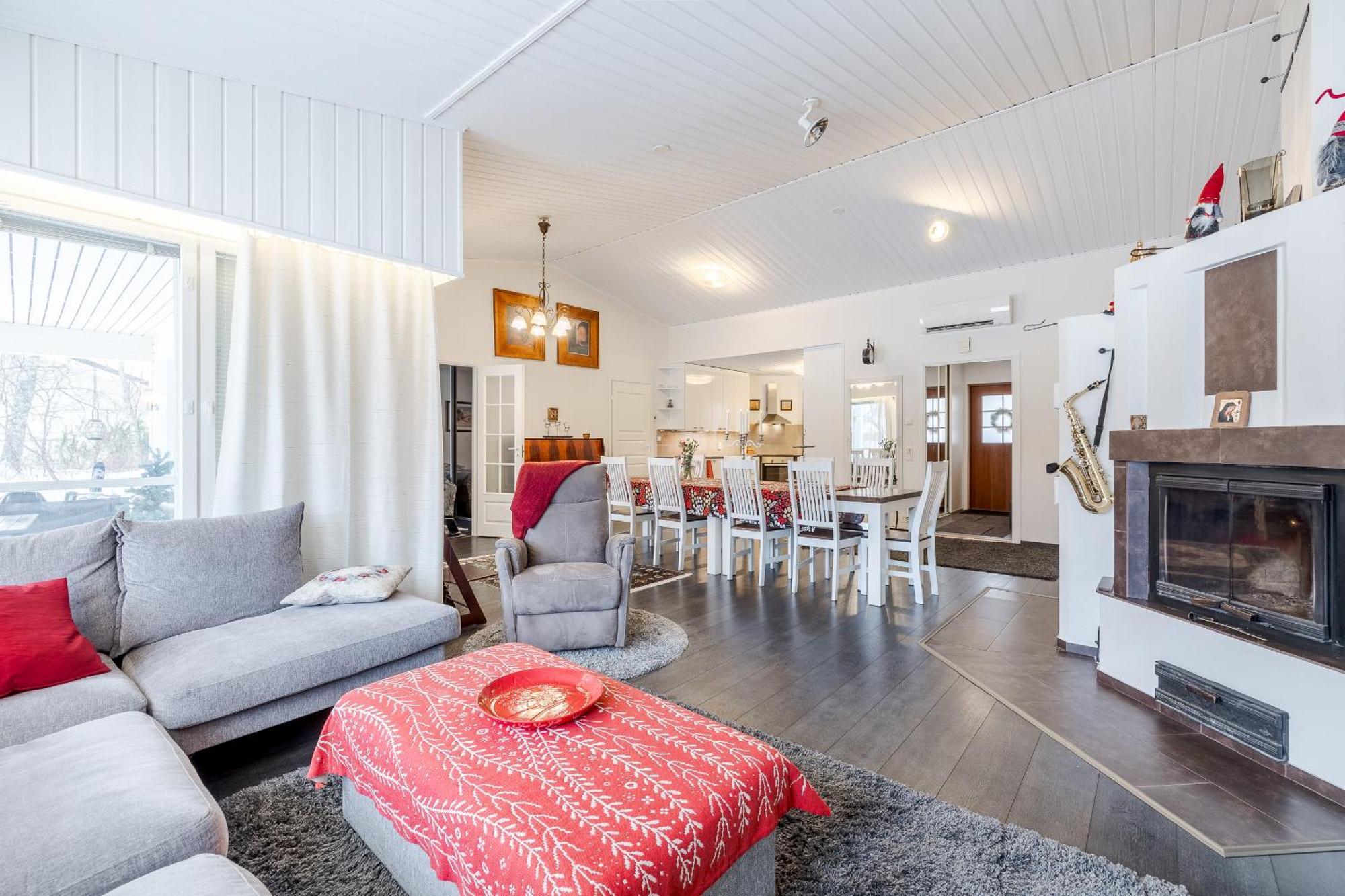 Riverside Home For Families - Beautiful House Near Santa Claus Village โรวานิเอมิ ภายนอก รูปภาพ