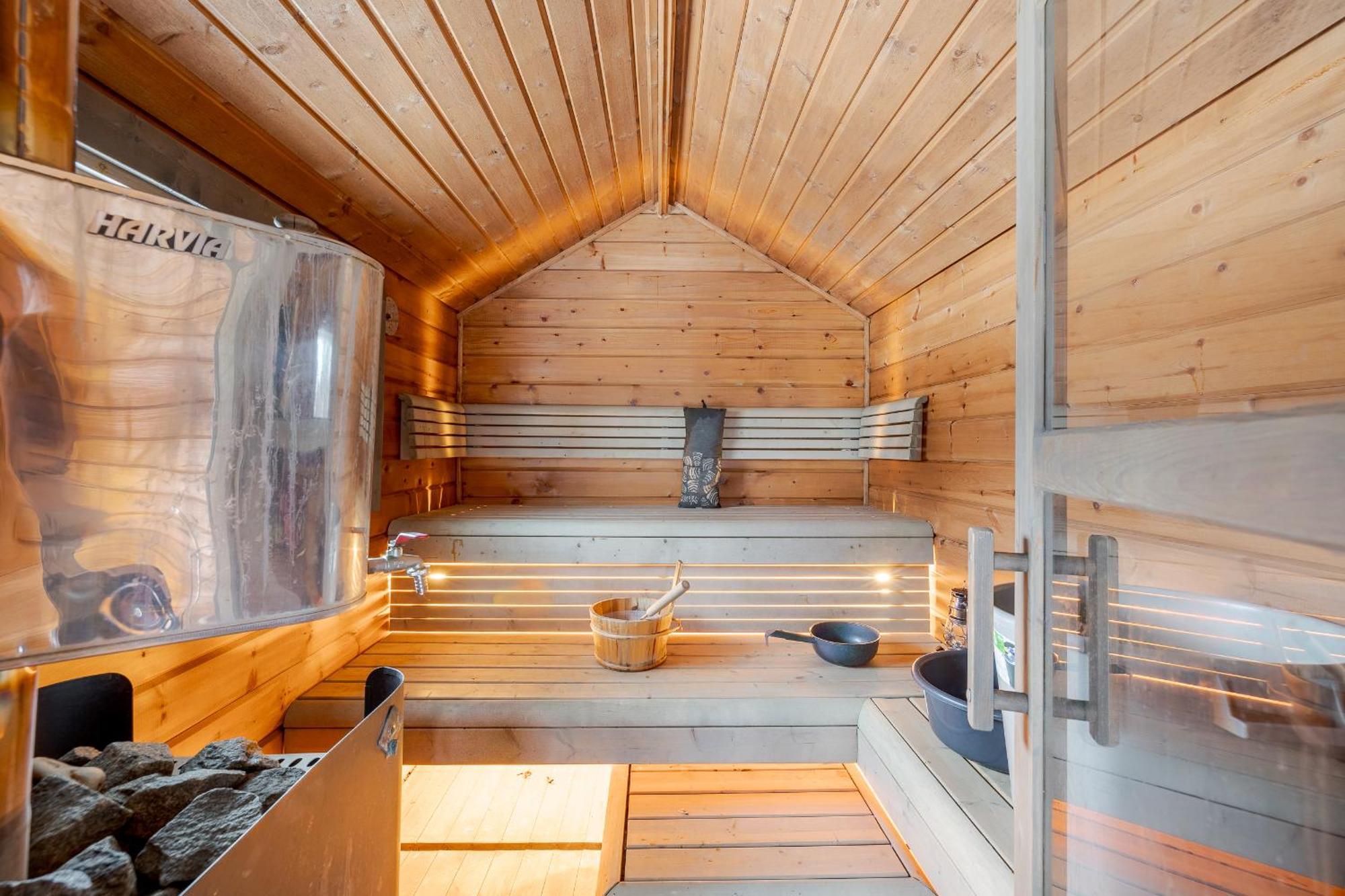 Riverside Home For Families - Beautiful House Near Santa Claus Village โรวานิเอมิ ภายนอก รูปภาพ